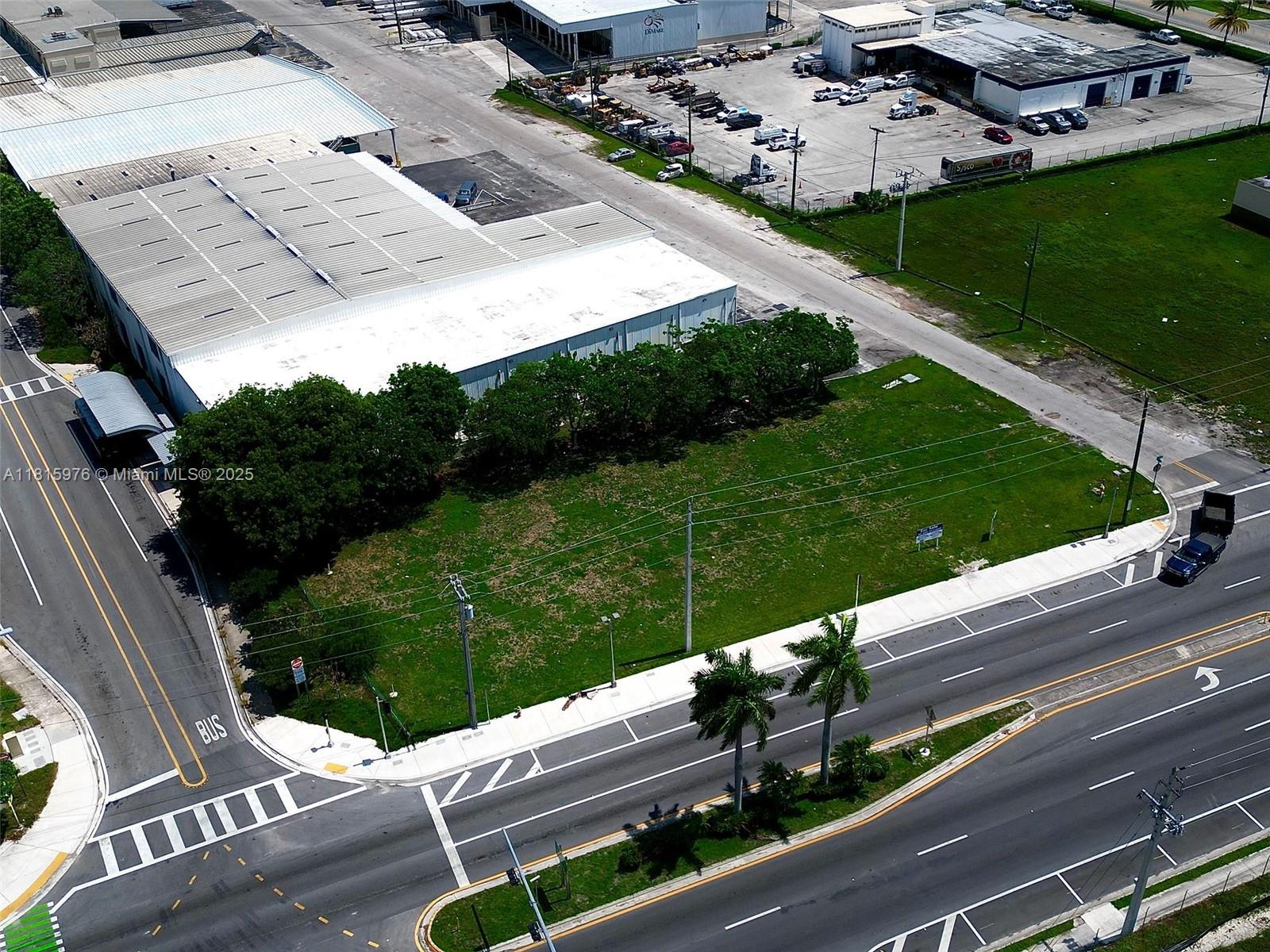 100 W Palm Drive, Florida City, Florida image 1