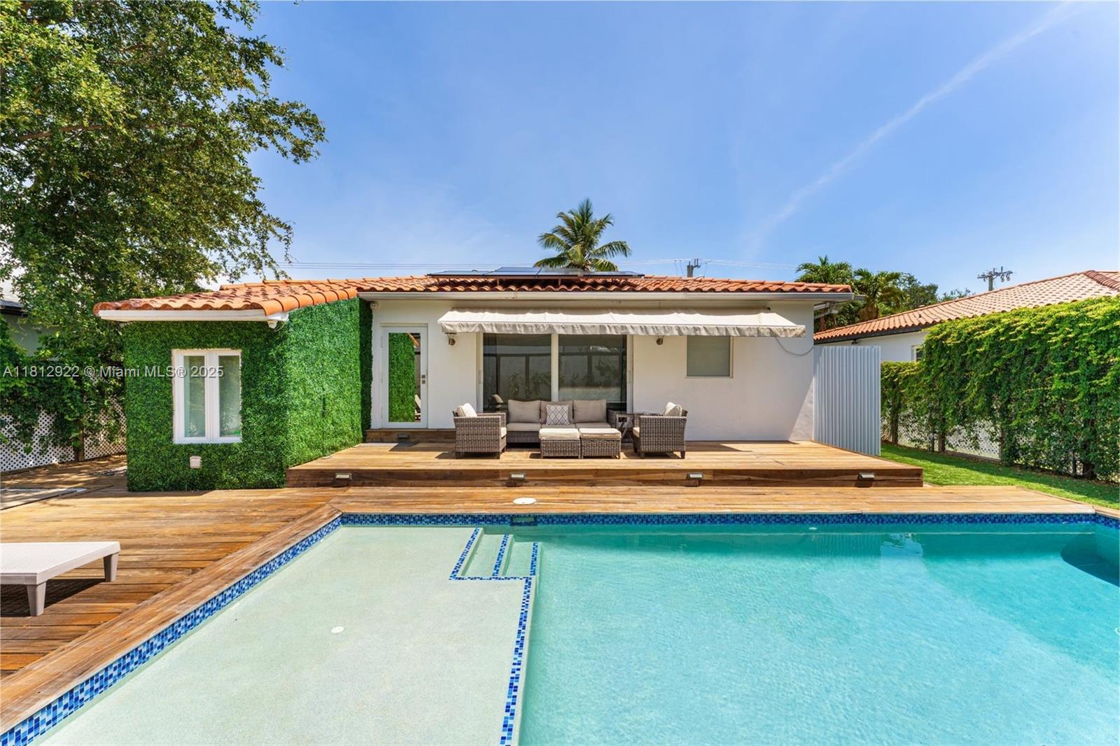 646 NE 83rd St, Miami, Florida image 15