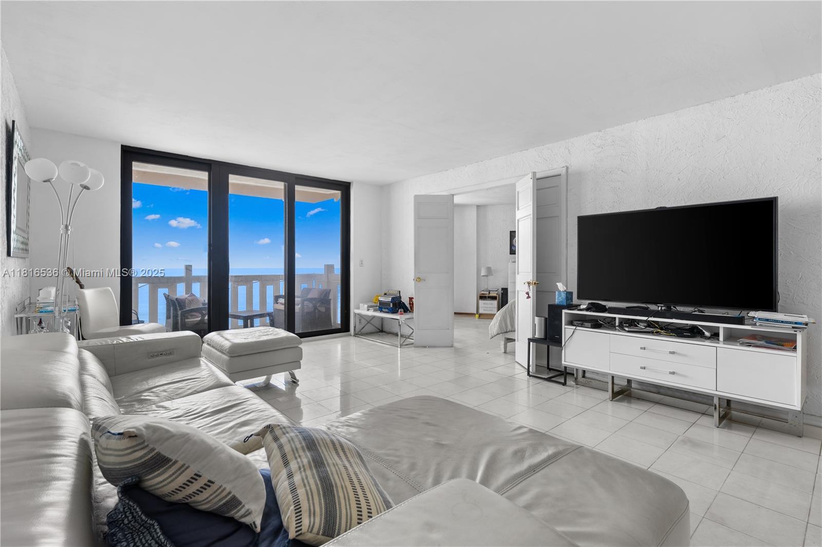 1111 Crandon Blvd #B506, Key Biscayne, Florida image 9
