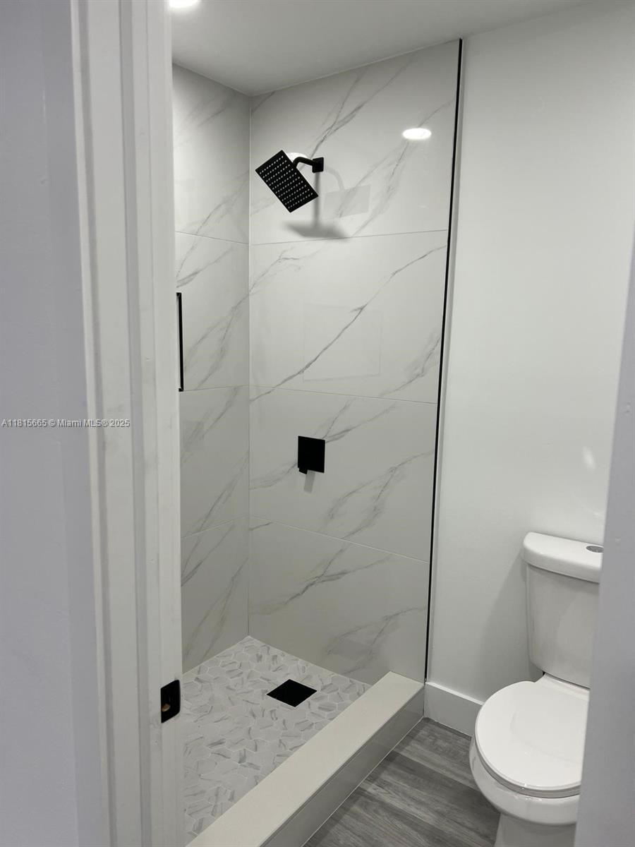 19404 NW 48th Ave, Miami Gardens, Florida image 14