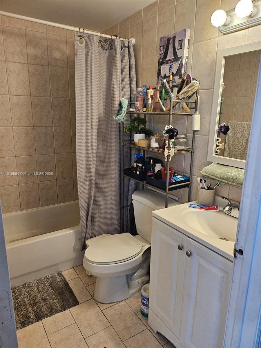 110 SE 2nd St #210, Hallandale Beach, Florida image 9