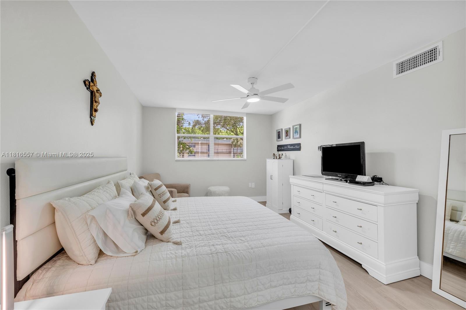 9091 Lime Bay Blvd #211, Tamarac, Florida image 23