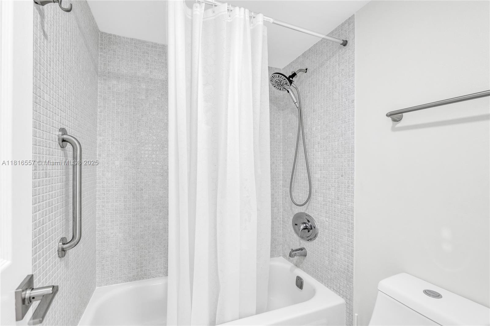 9091 Lime Bay Blvd #211, Tamarac, Florida image 26