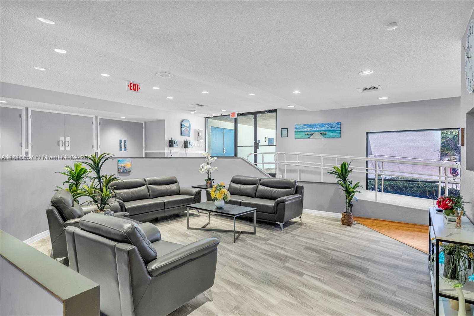 9091 Lime Bay Blvd #211, Tamarac, Florida image 40