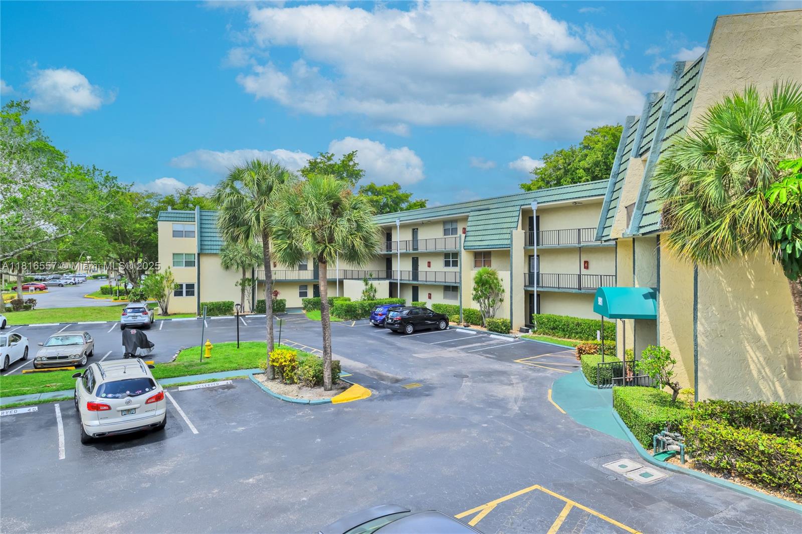 9091 Lime Bay Blvd #211, Tamarac, Florida image 6