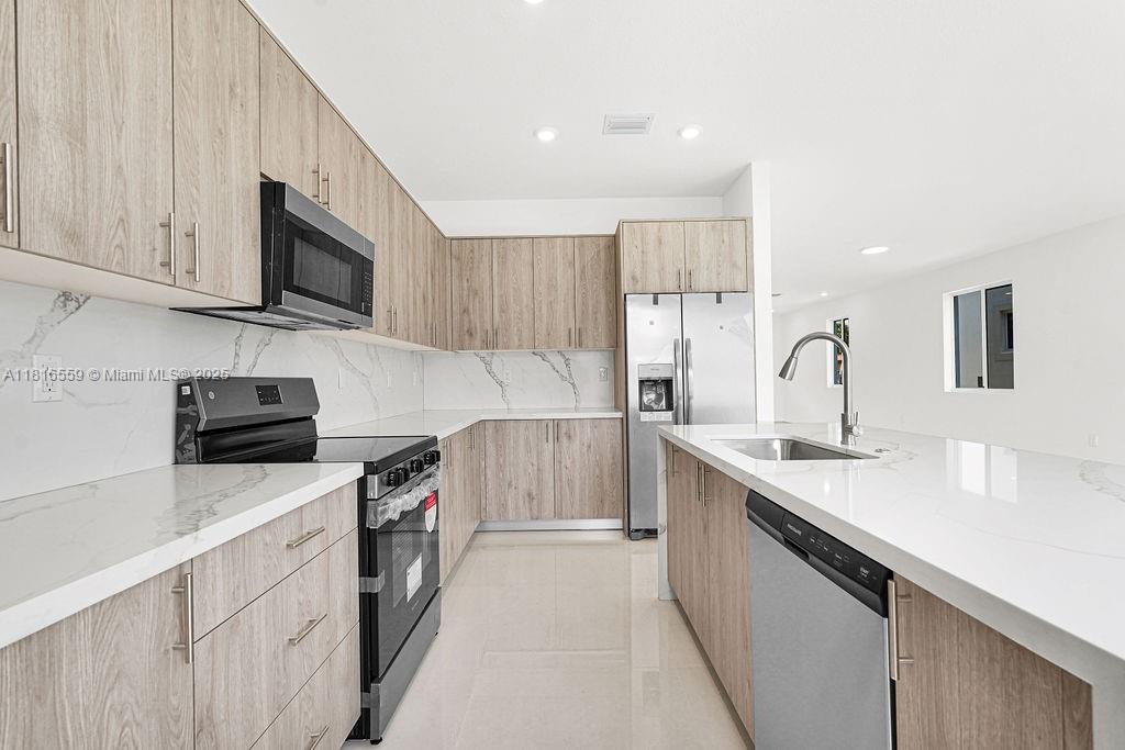 22582 SW 124 Ct #A, Miami, Florida image 21