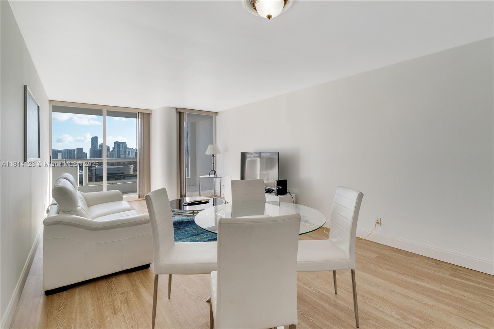 Property photo # 6
