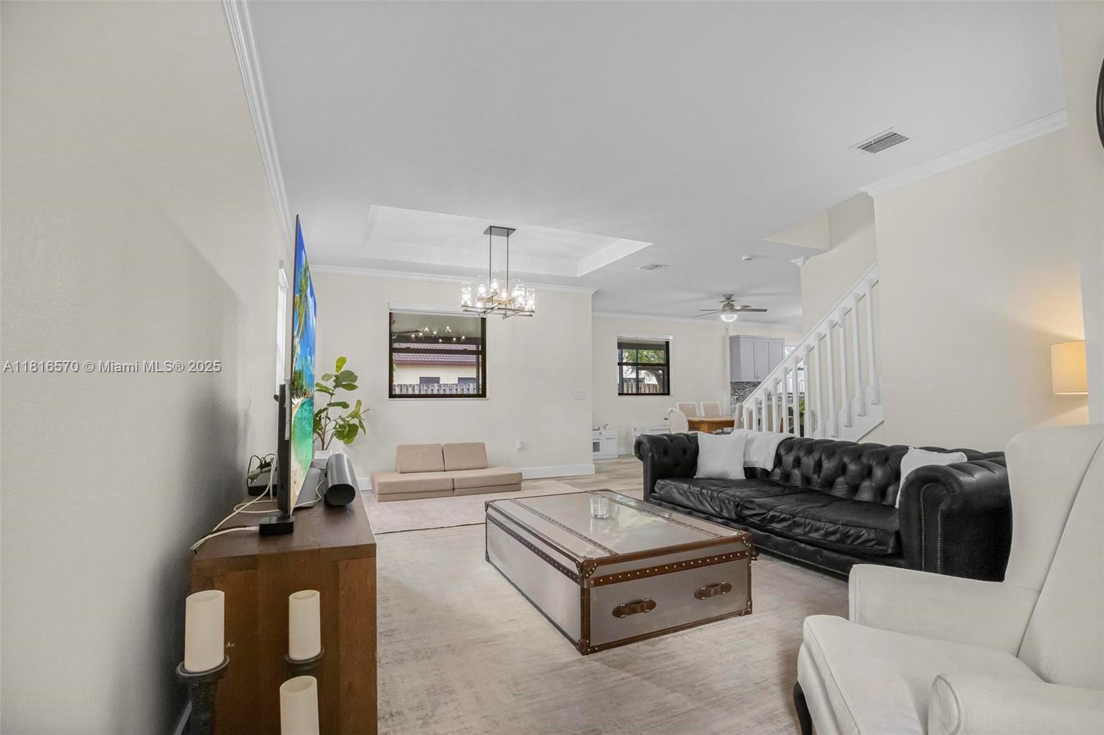 628 SE 37th Pl, Homestead, Florida image 3