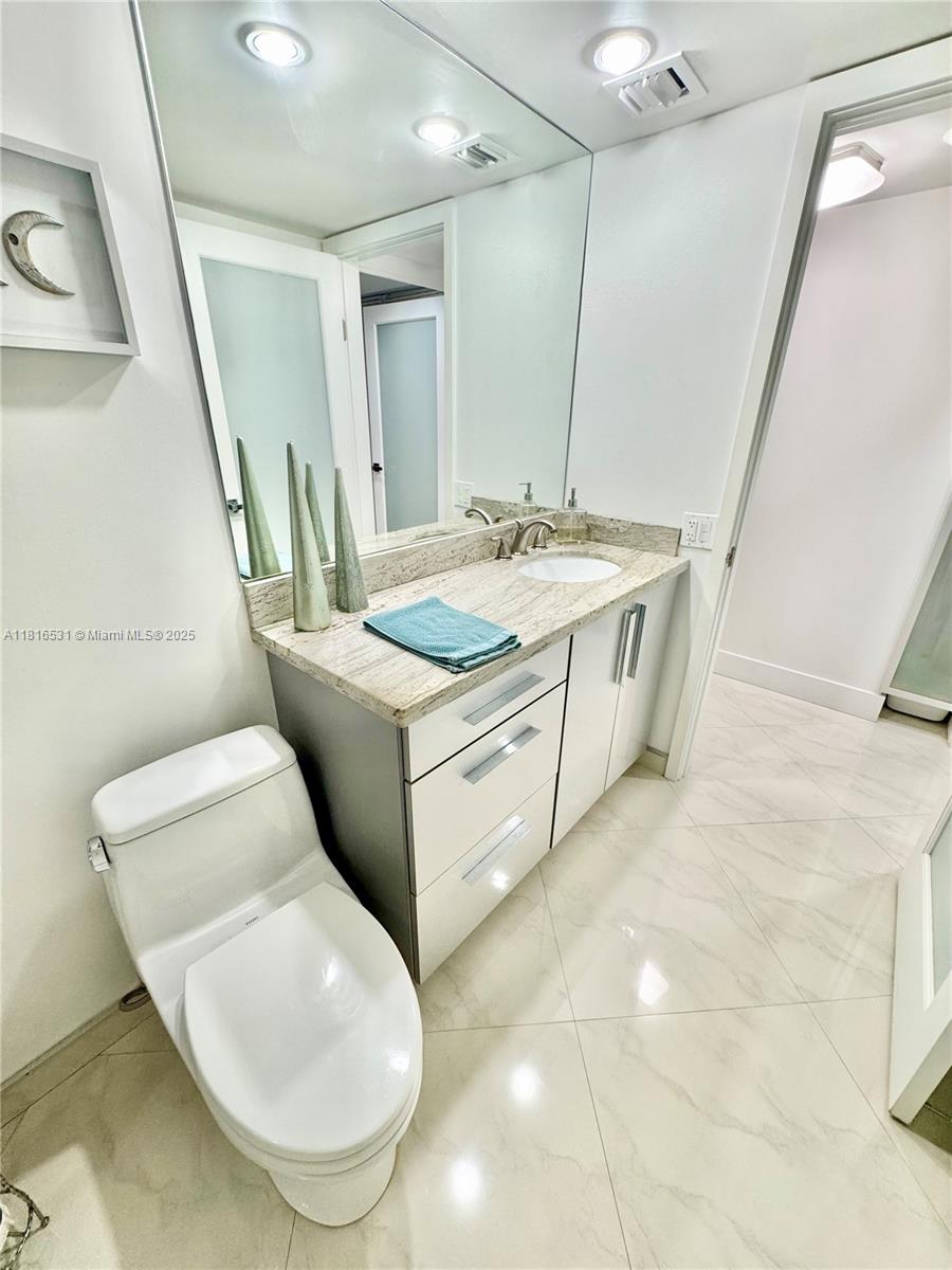 4100 Galt Ocean Dr #706, Fort Lauderdale, Florida image 21