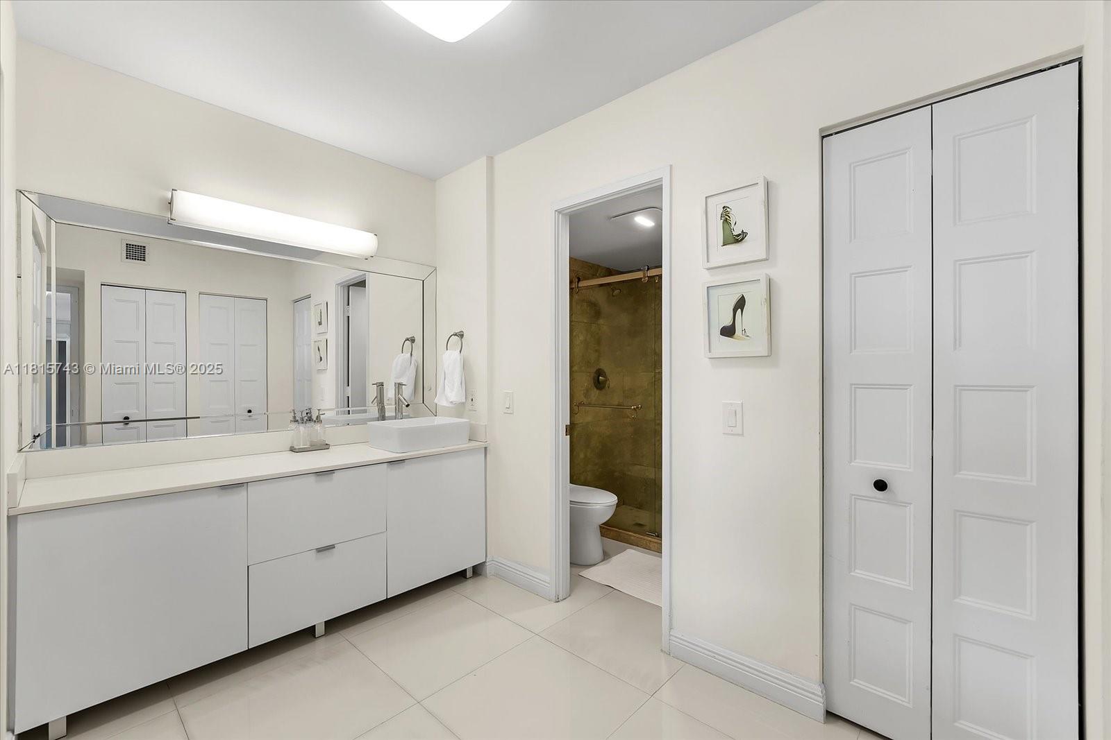 3701 N Country Club Dr #1407, Aventura, Florida image 18