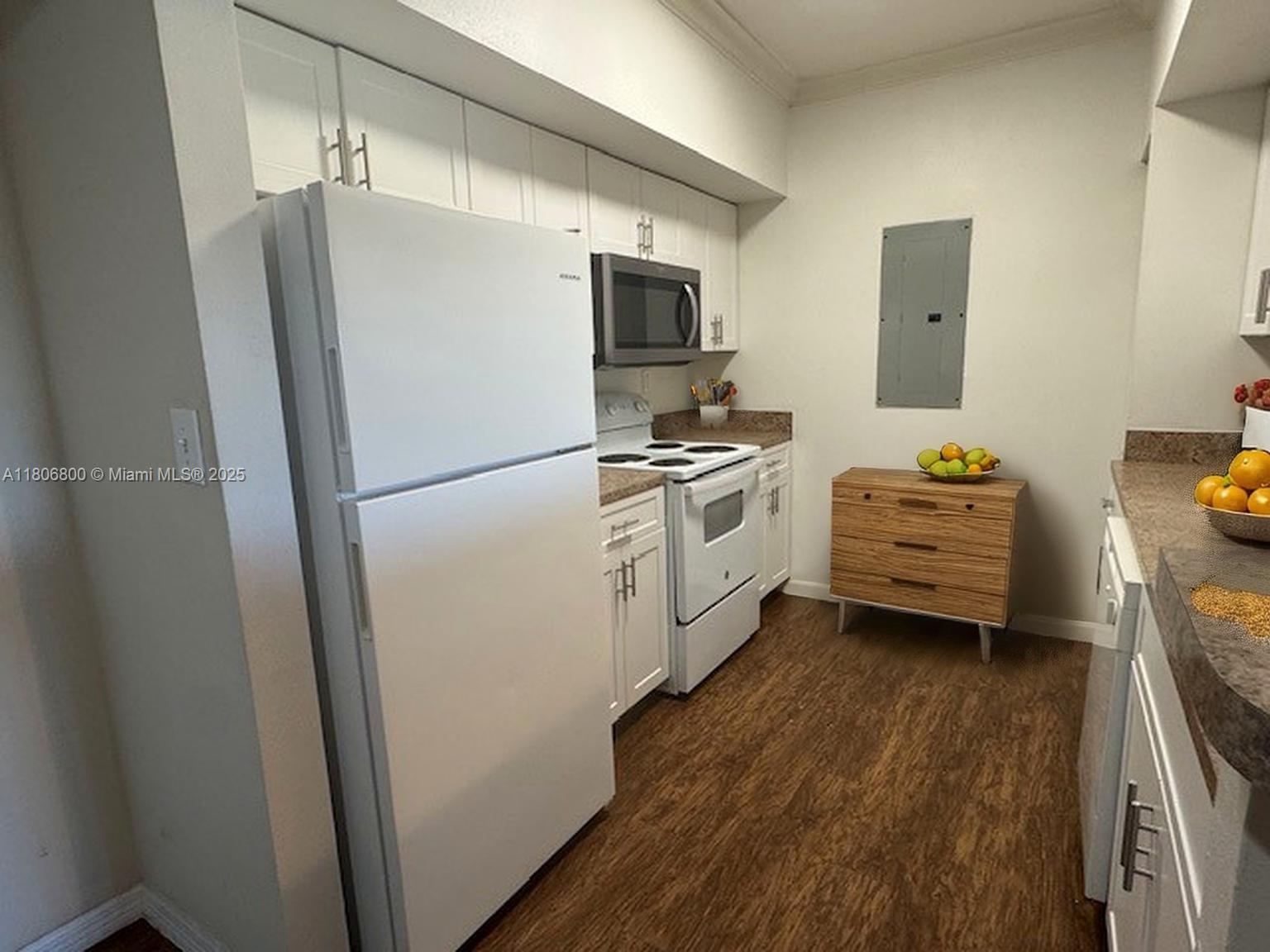 201 SW 116th Ave 22106