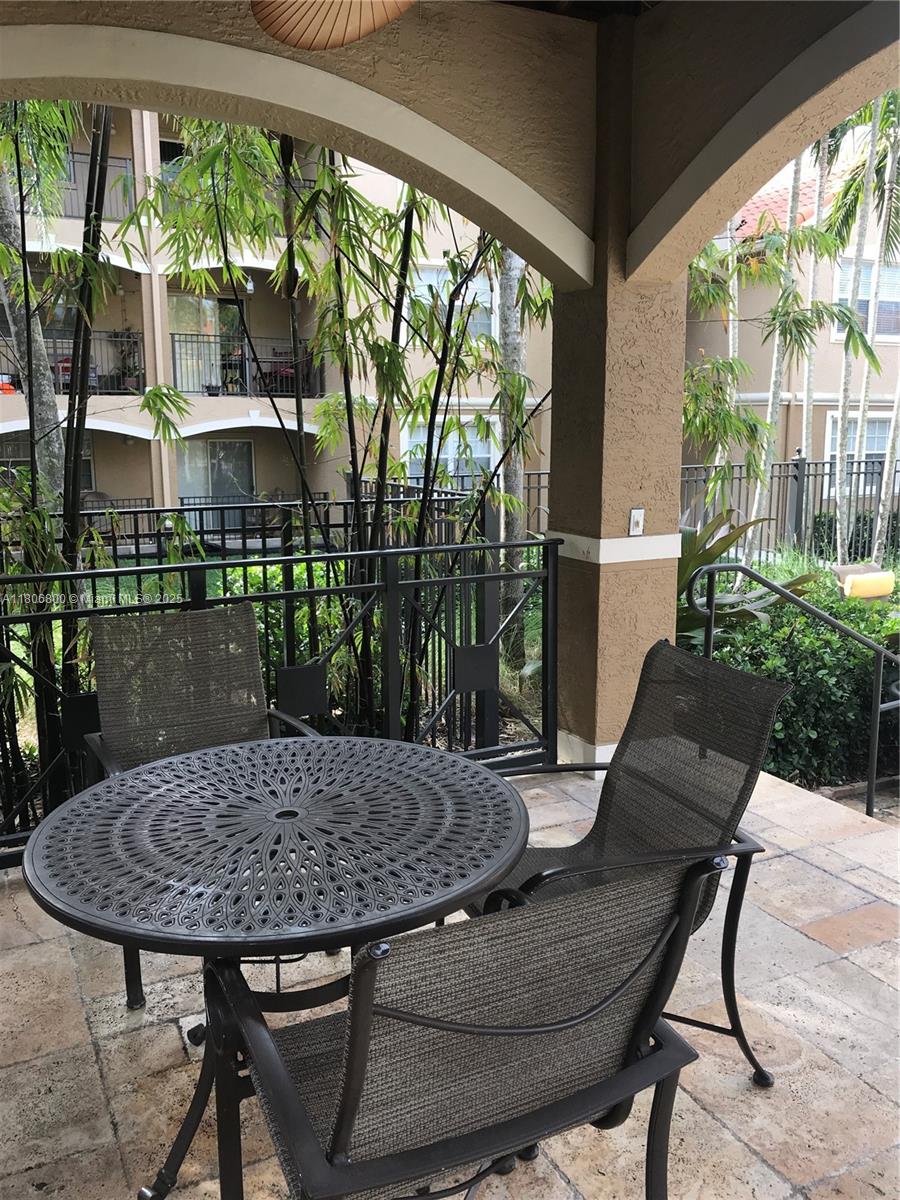 201 SW 116th Ave 22106