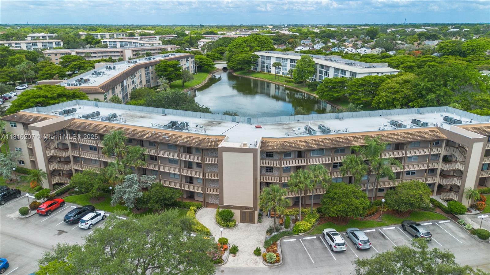 1704 Andros Isle #E1, Coconut Creek, Florida image 1