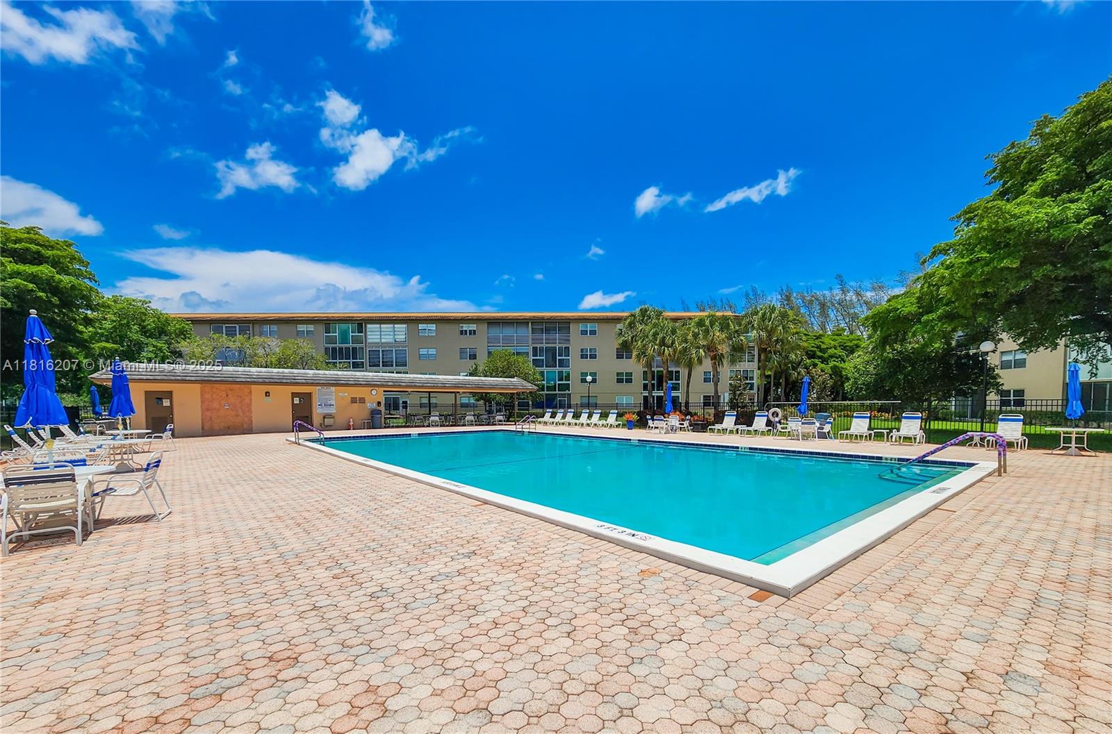 1704 Andros Isle #E1, Coconut Creek, Florida image 17
