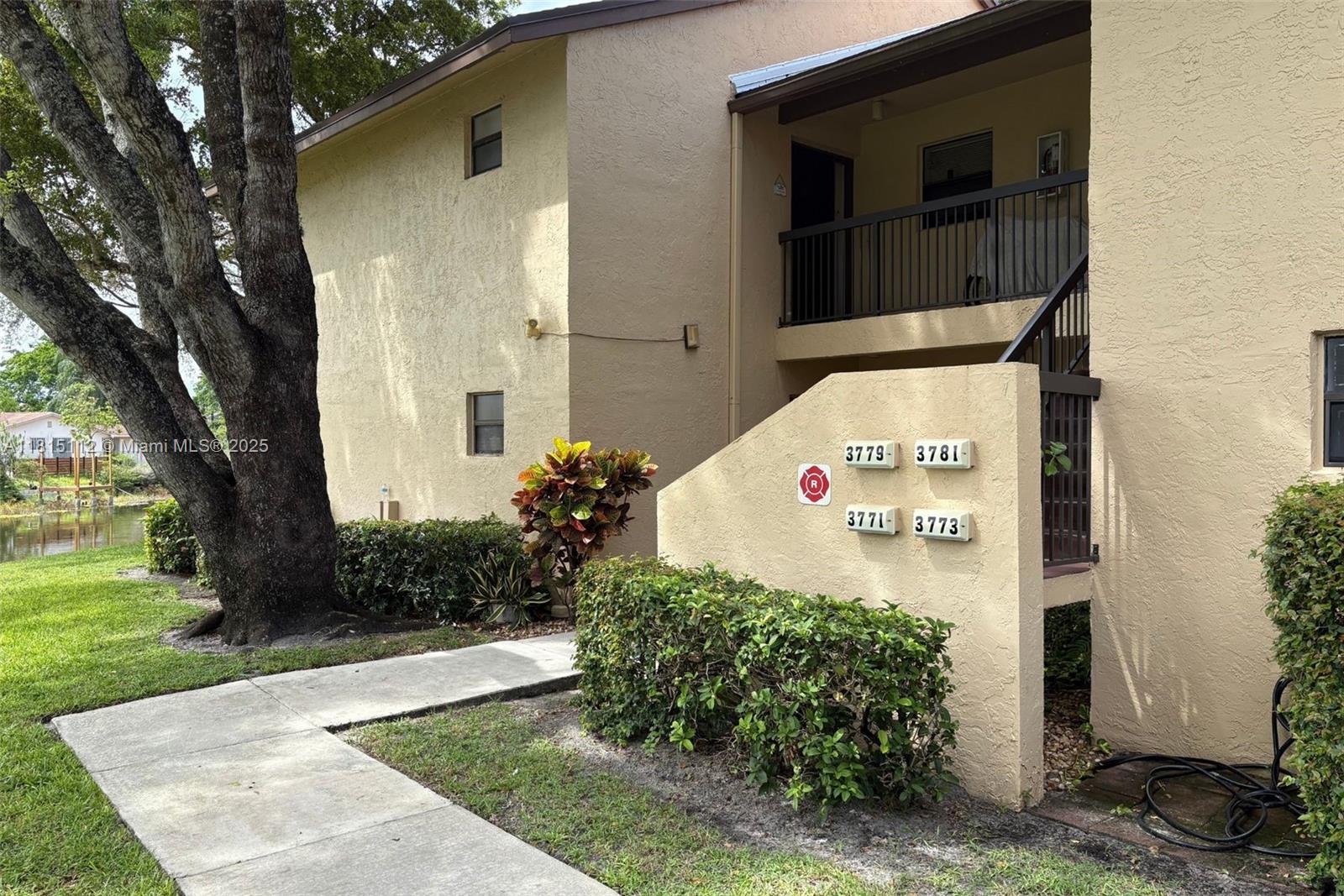 3773 Cocoplum Cir #3575, Coconut Creek, Florida image 1