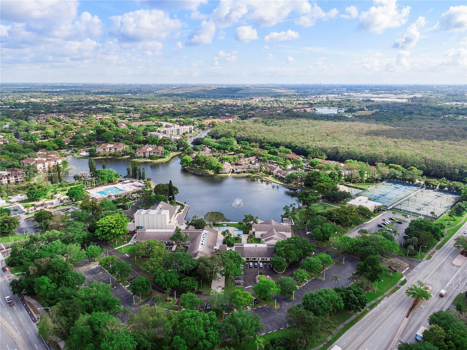 3773 Cocoplum Cir #3575, Coconut Creek, Florida image 33