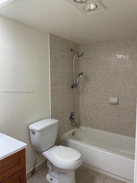 2751 N Palm Aire Dr #504, Pompano Beach, Florida image 12
