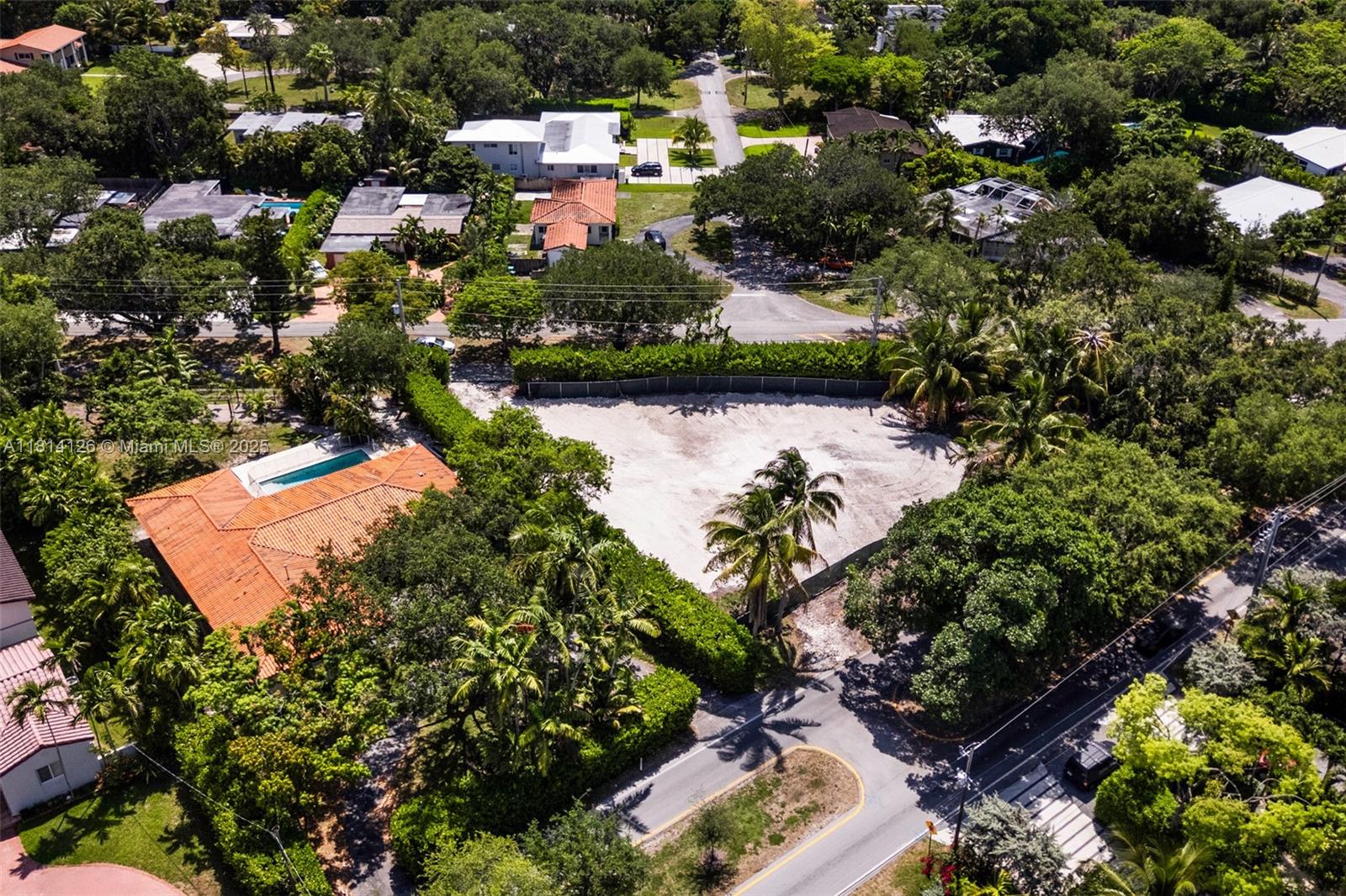 10801 Griffing Blvd, Biscayne Park, Florida image 3