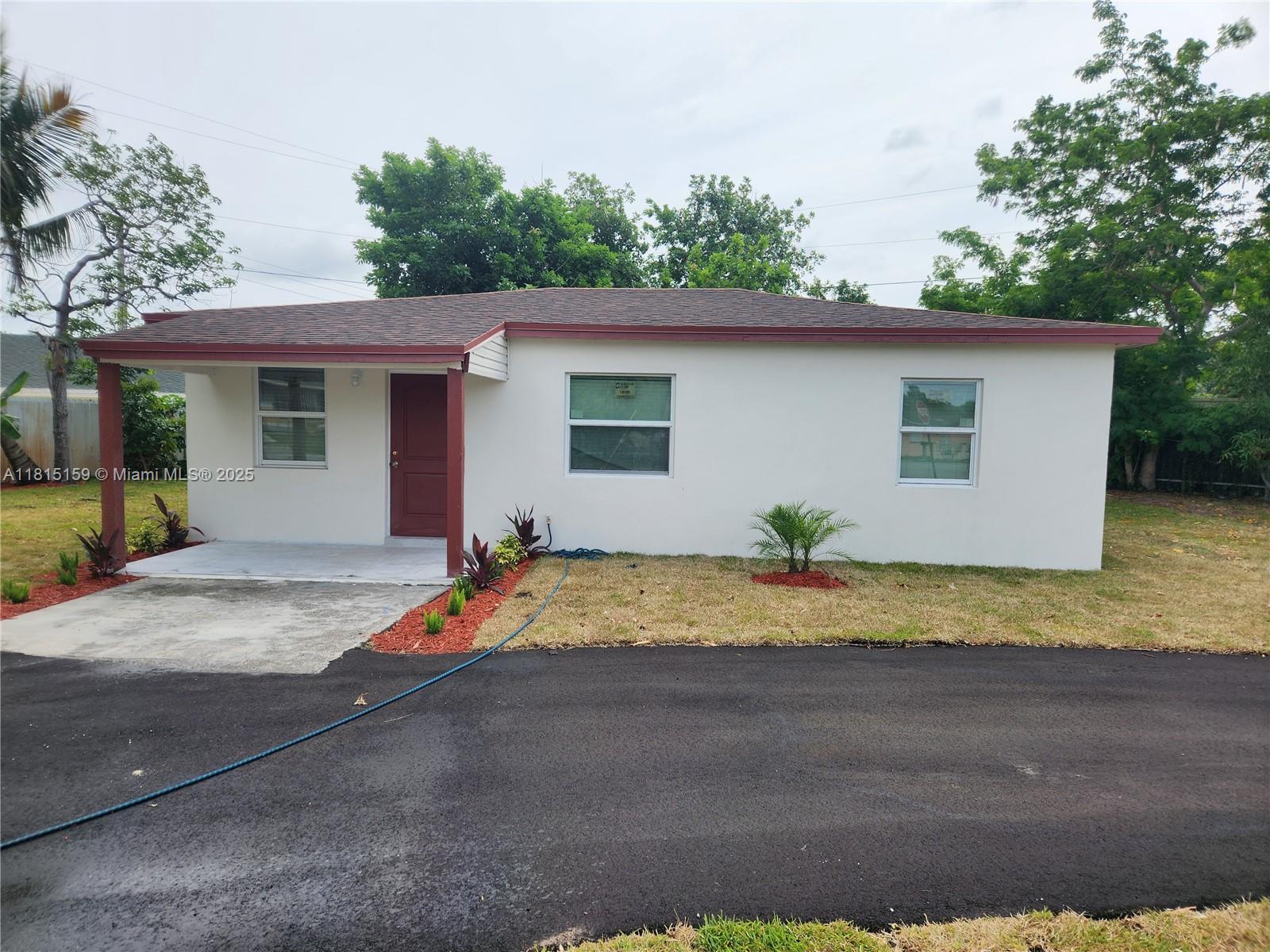 2391 NW 132nd St, Miami, Florida image 1