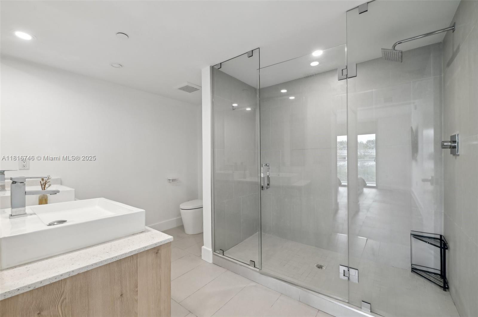 13800 Highland Dr #202, North Miami Beach, Florida image 14