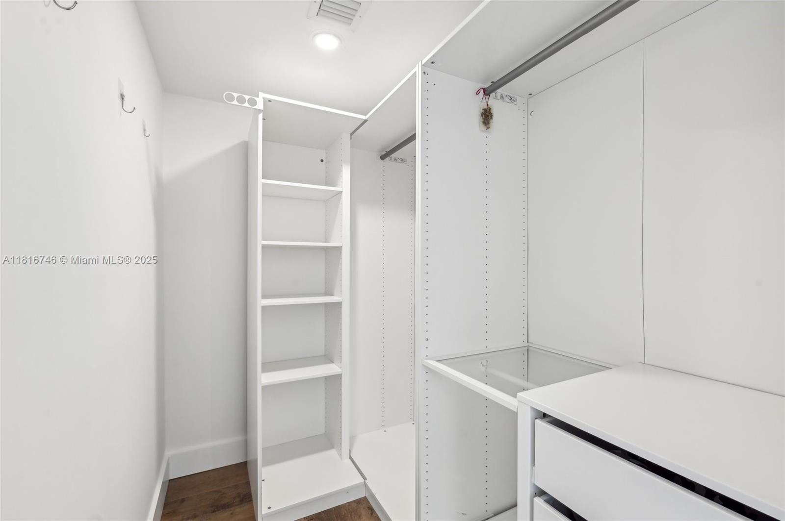 13800 Highland Dr #202, North Miami Beach, Florida image 18
