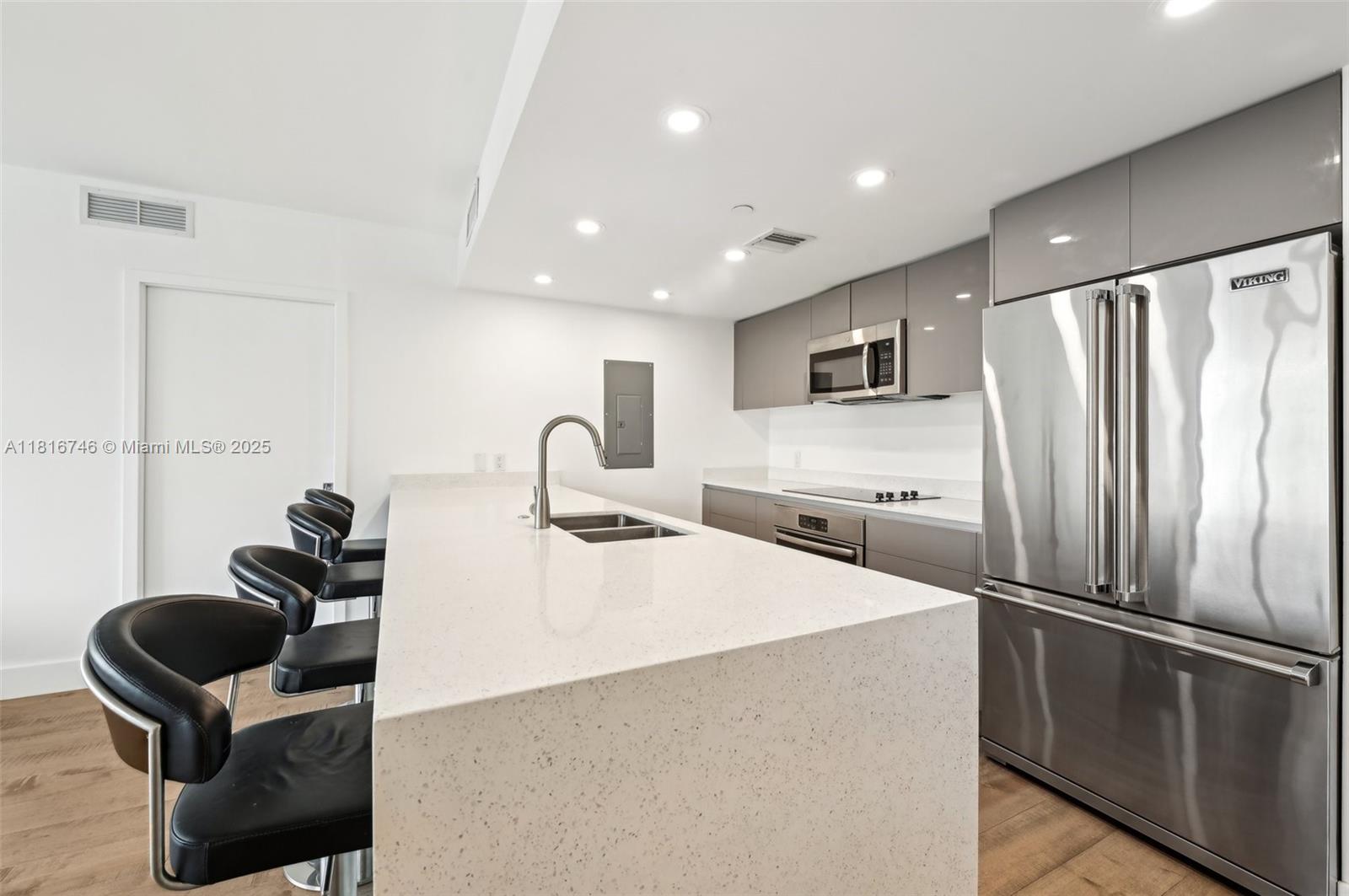 13800 Highland Dr #202, North Miami Beach, Florida image 21