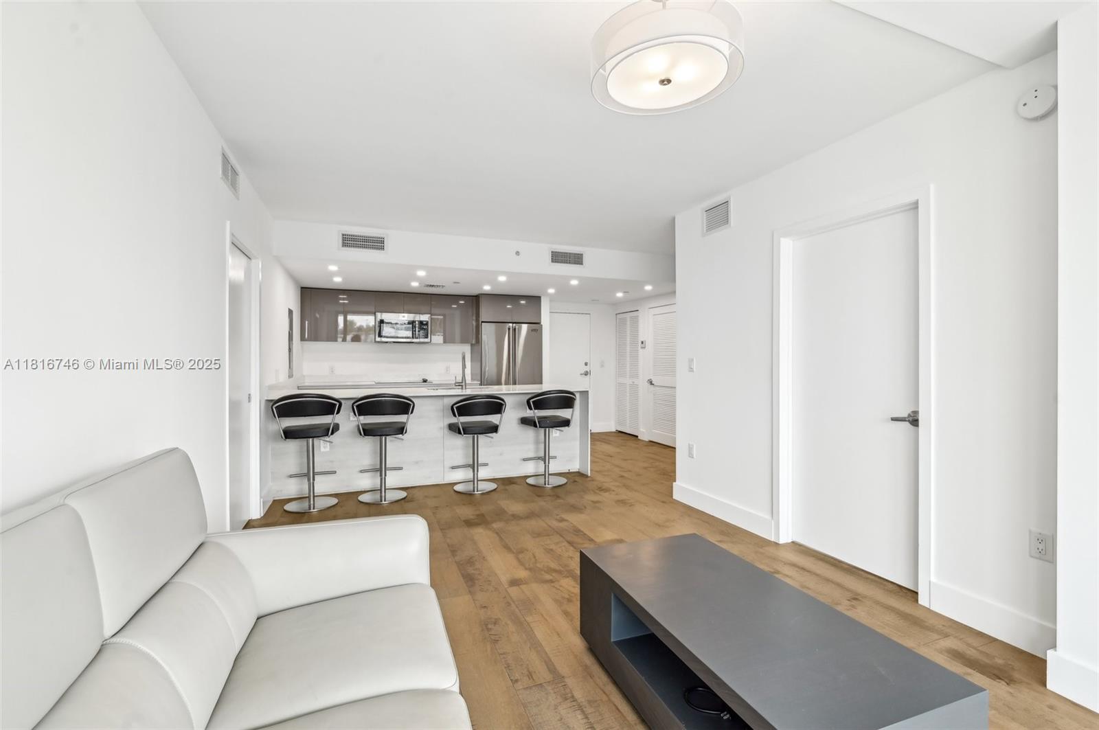 13800 Highland Dr #202, North Miami Beach, Florida image 4