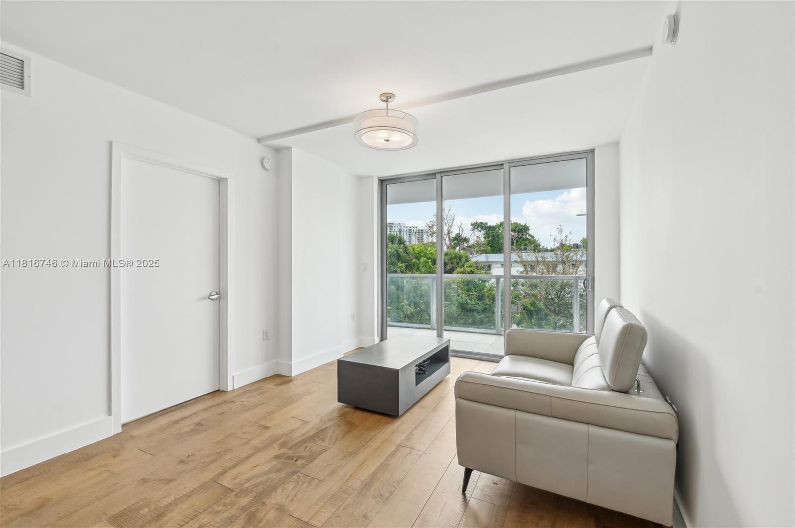 13800 Highland Dr #202, North Miami Beach, Florida image 5