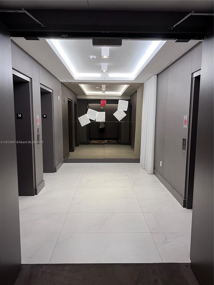 17301 Biscayne Blvd #1402, North Miami Beach, Florida image 2