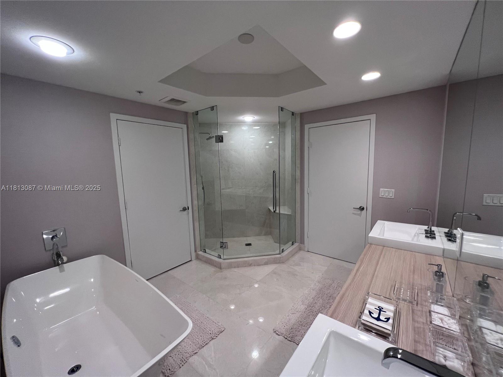 17301 Biscayne Blvd #1402, North Miami Beach, Florida image 27