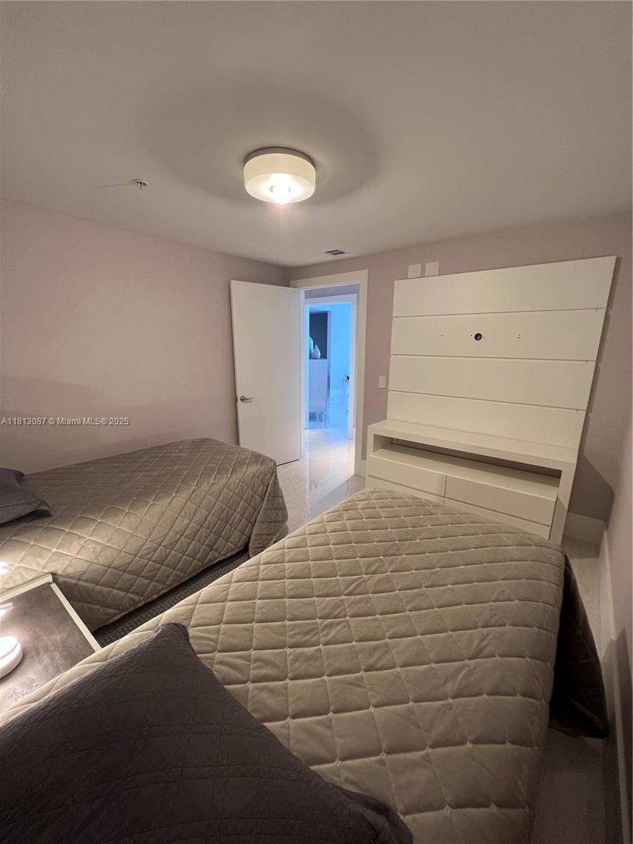 17301 Biscayne Blvd #1402, North Miami Beach, Florida image 29