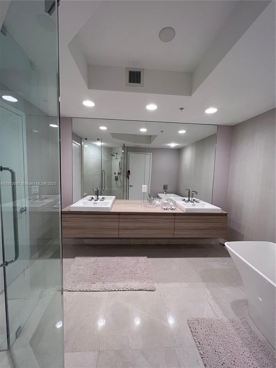 17301 Biscayne Blvd #1402, North Miami Beach, Florida image 30
