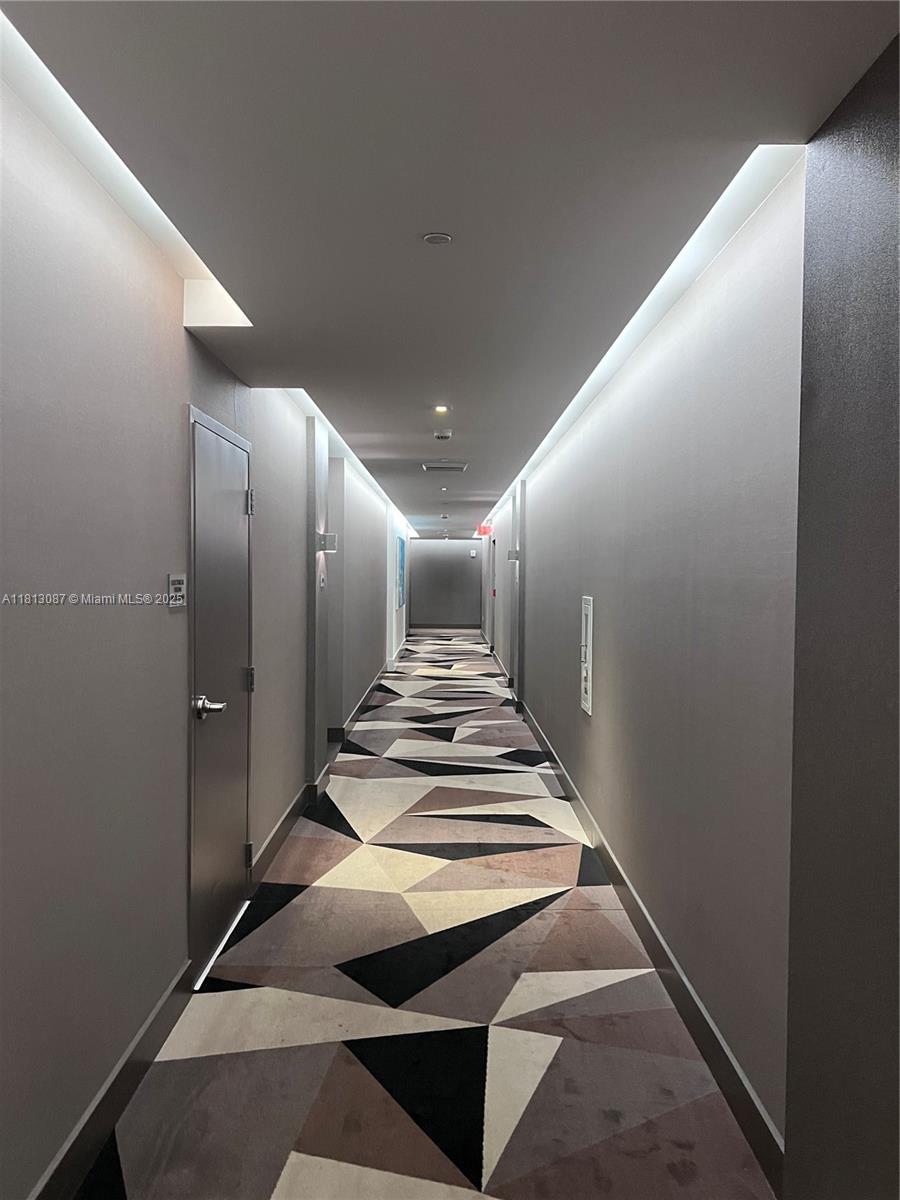 17301 Biscayne Blvd #1402, North Miami Beach, Florida image 6