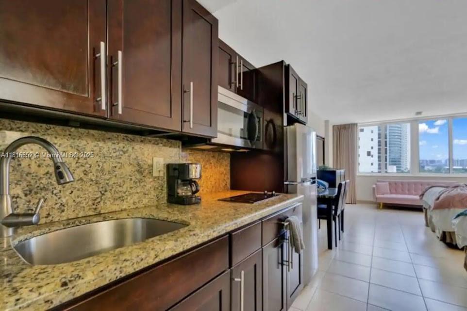 19201 Collins Ave #603, Sunny Isles Beach, Florida image 3