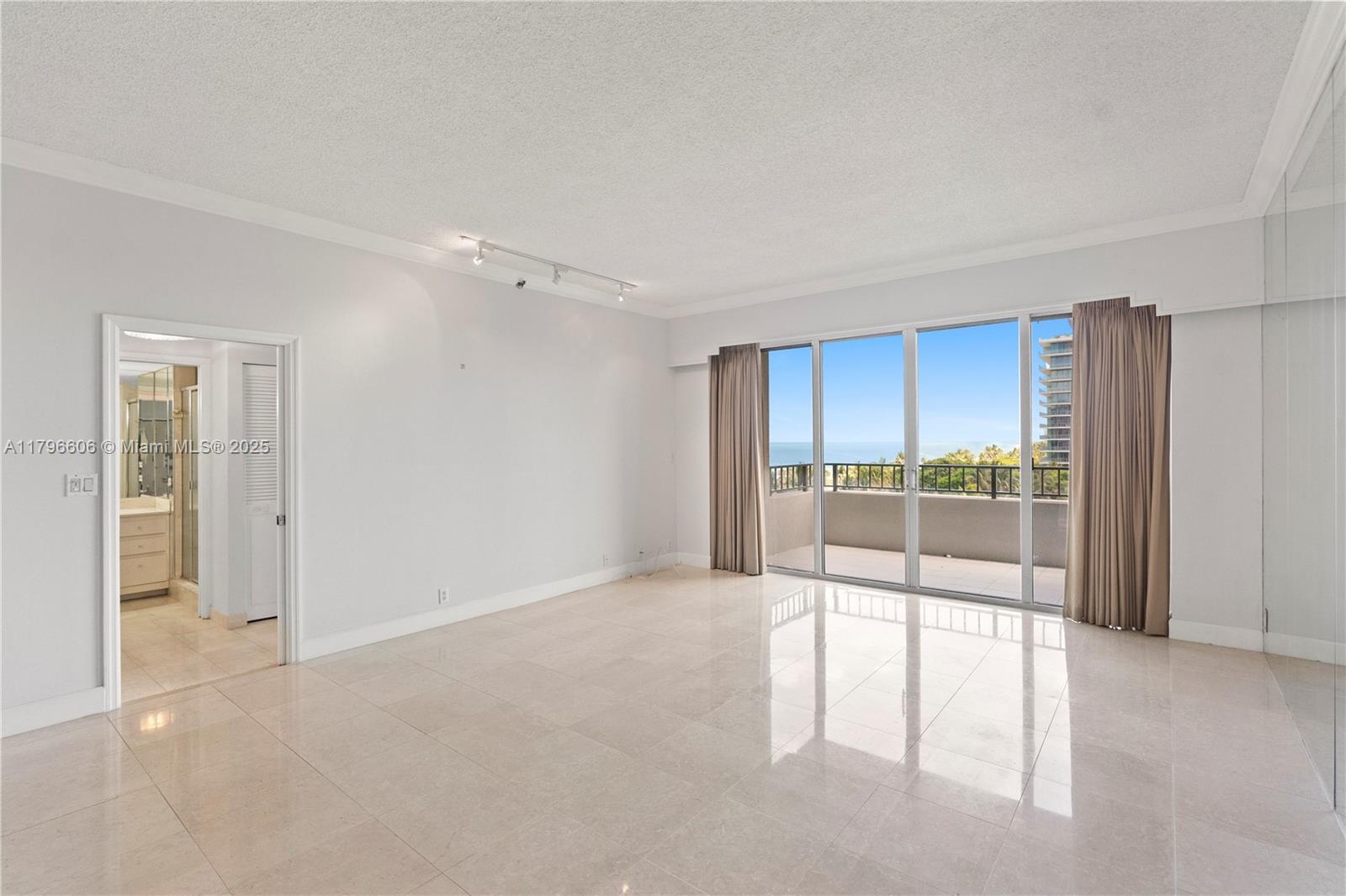 201 Crandon Blvd #633, Key Biscayne, Florida image 12