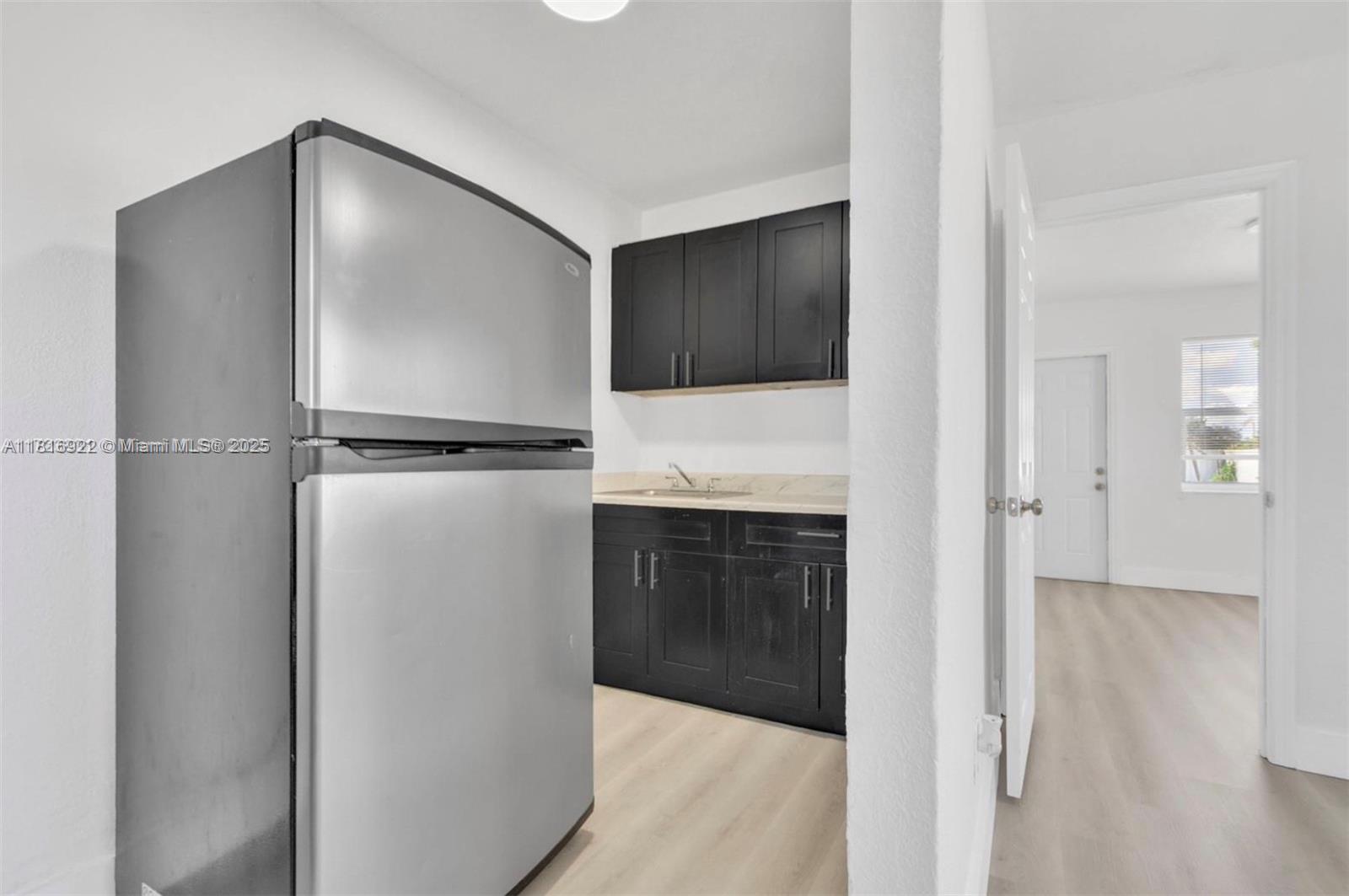 Property photo # 0