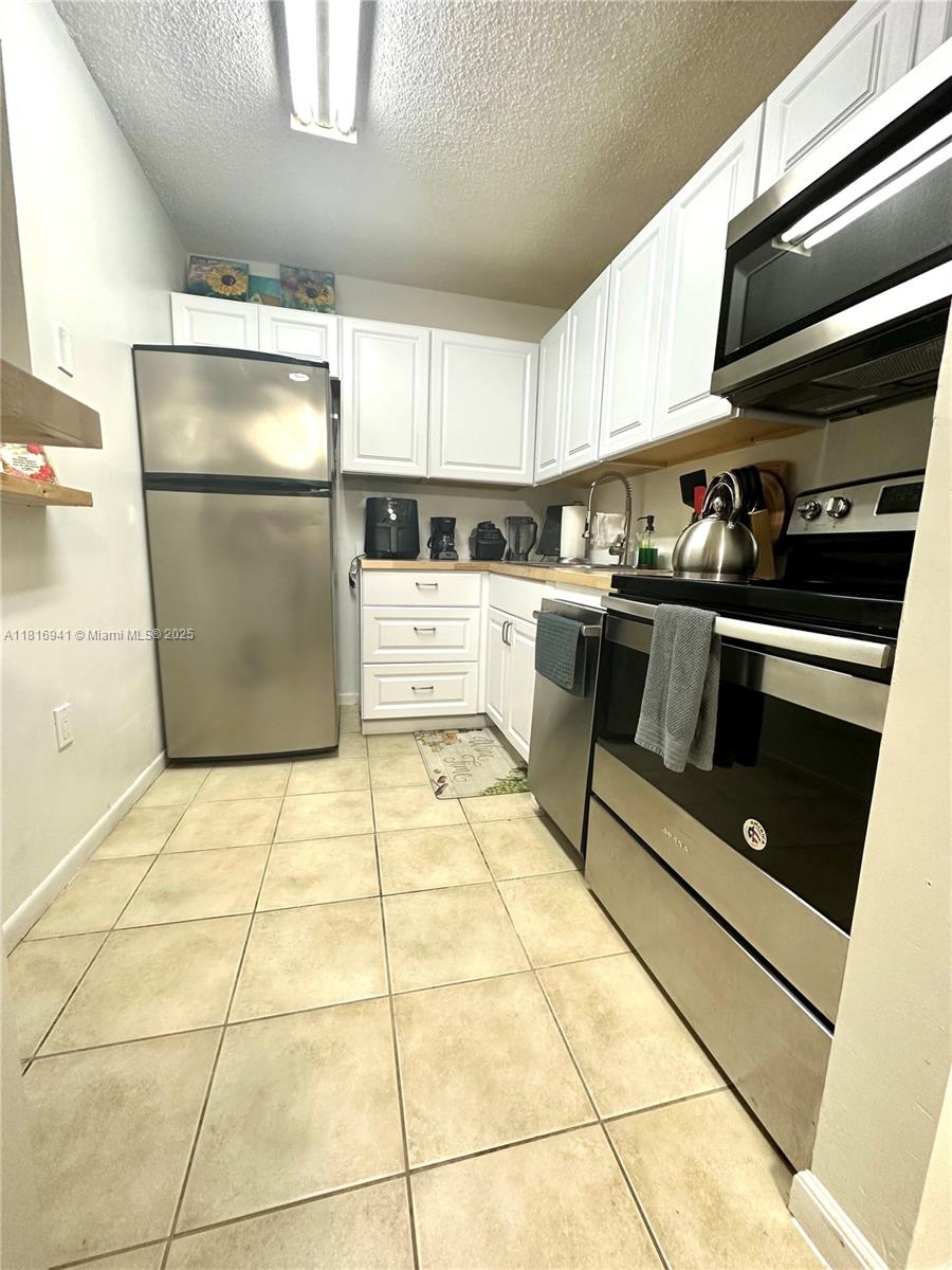 Property photo # 0