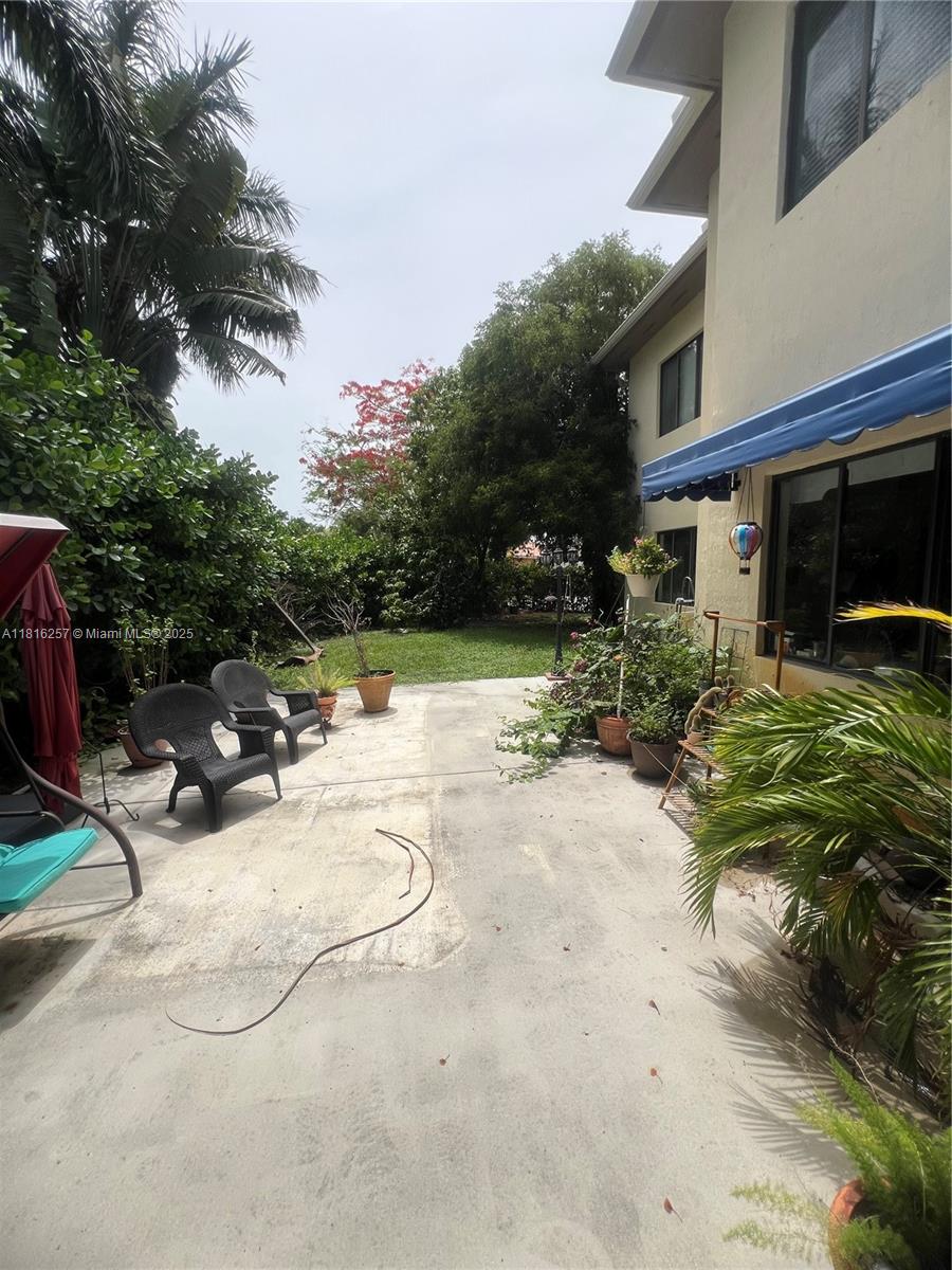 7996 SW 195th St, Cutler Bay, Florida image 10