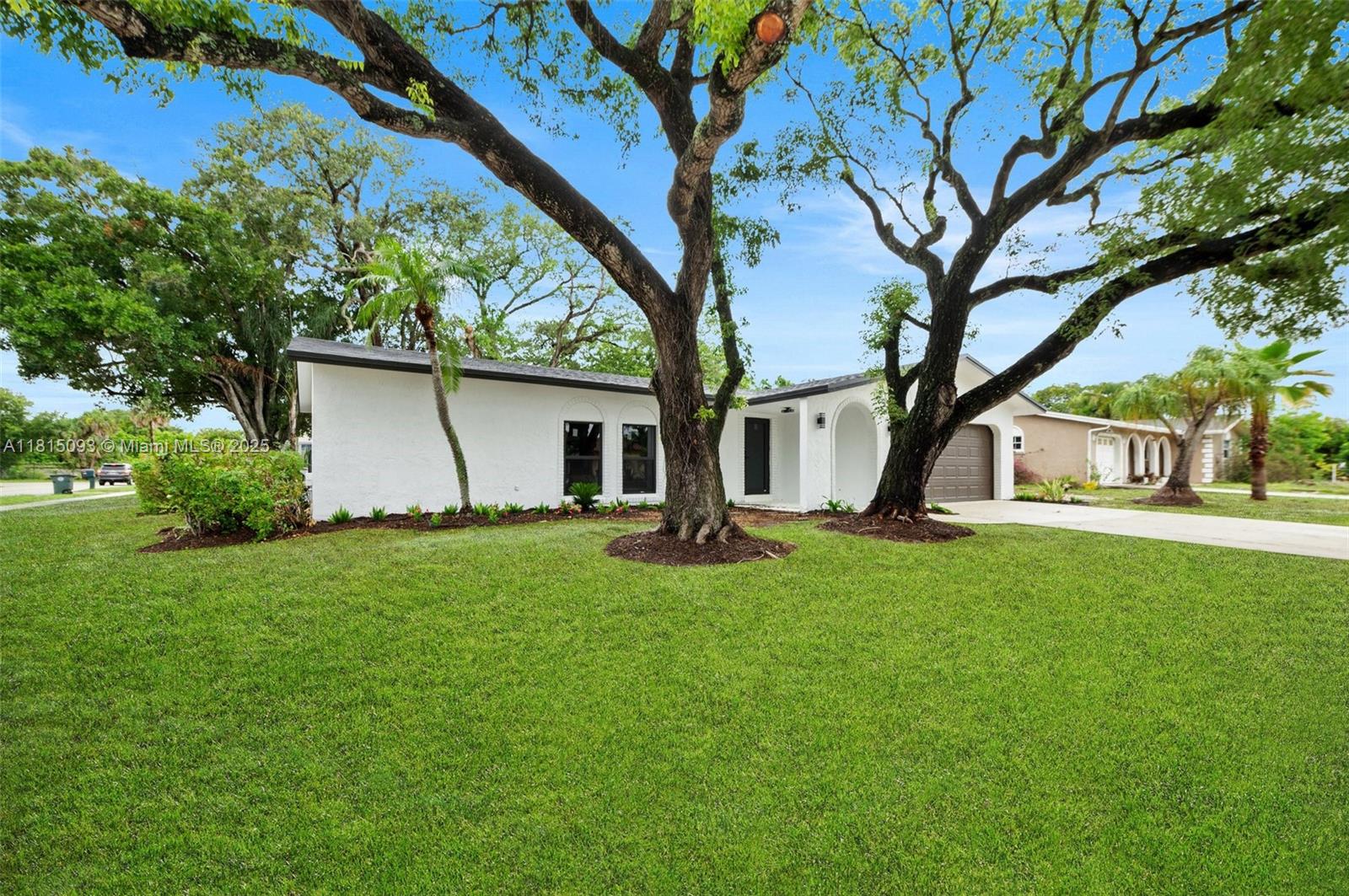 679 SW 17th Ct, Boca Raton, Florida image 1
