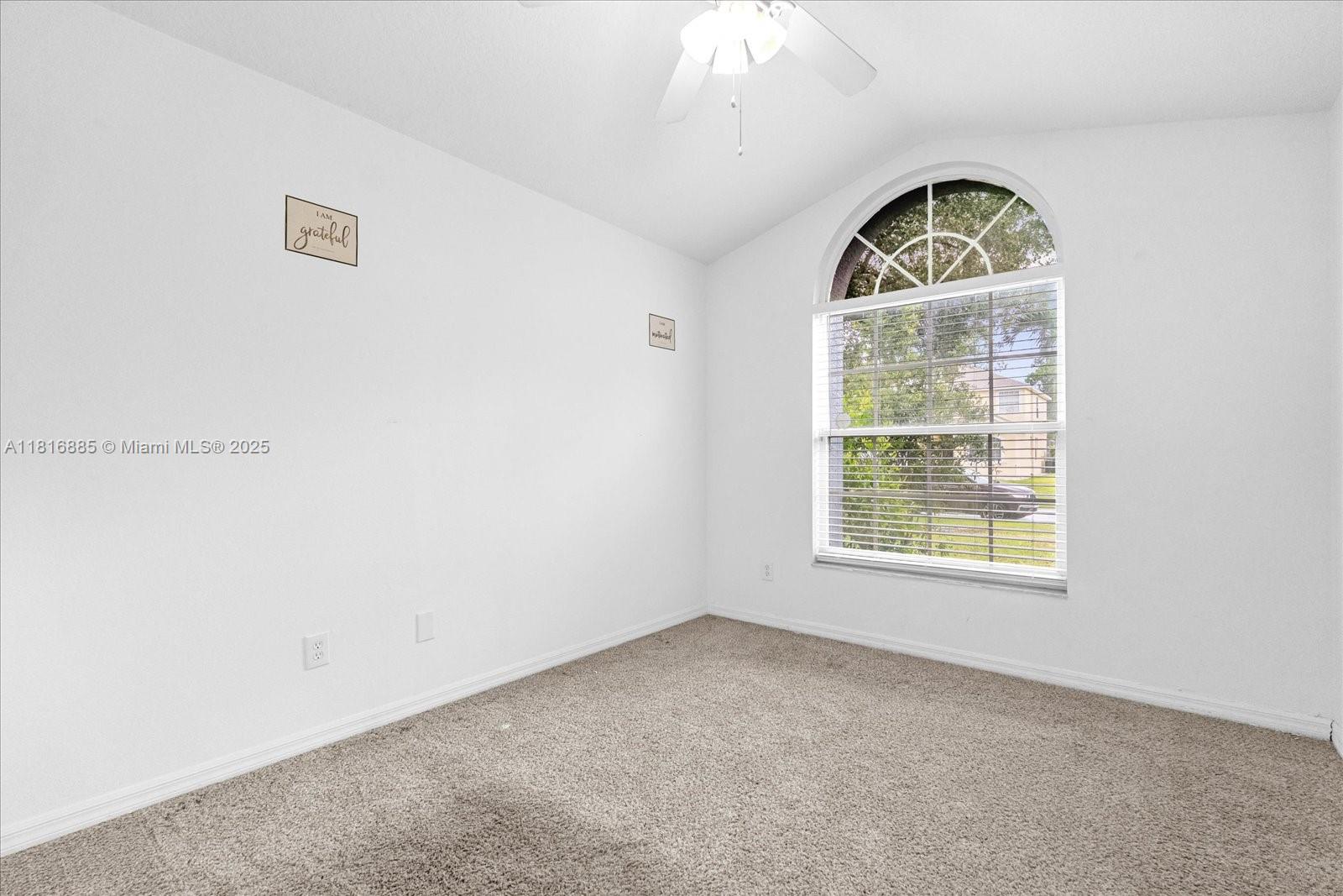 401 Oxford Drive, Davenport, Florida image 16