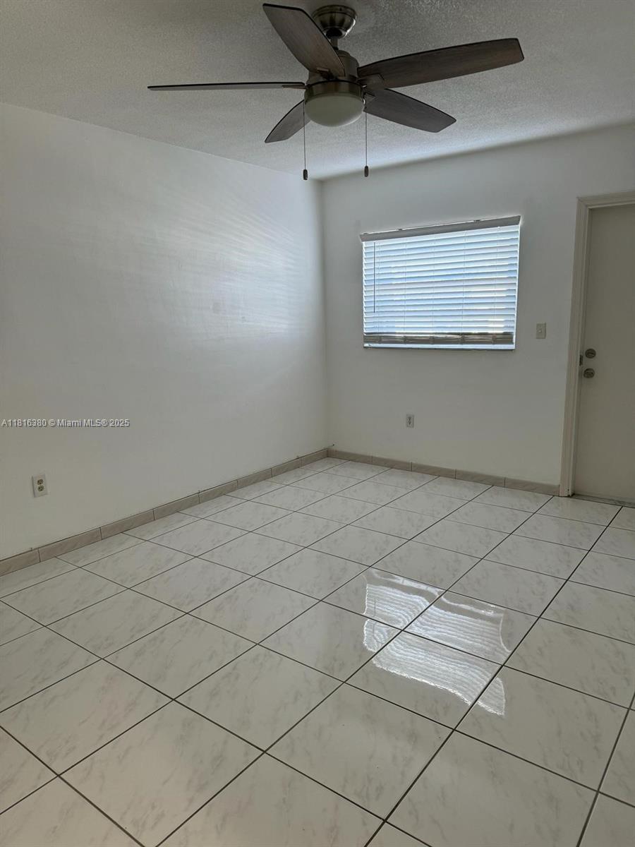1747 Rodman St #203, Hollywood, Florida image 8