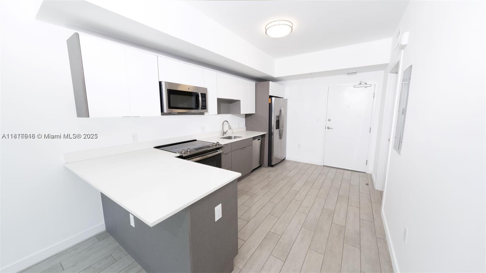 321 NE 26th St #616, Miami FL 33137