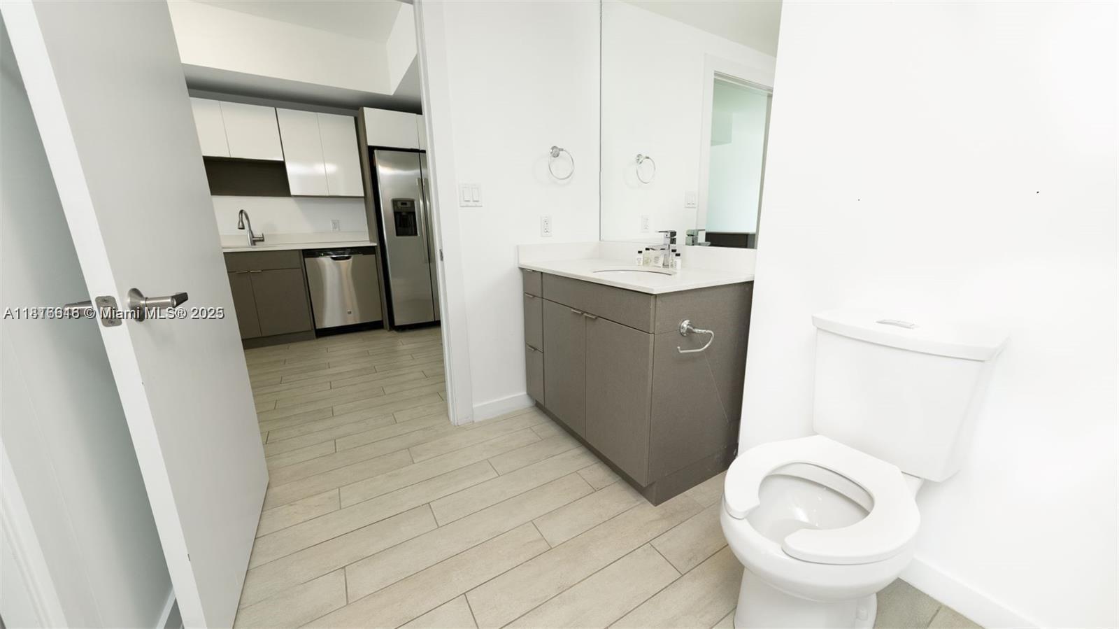 321 NE 26th St #616, Miami FL 33137