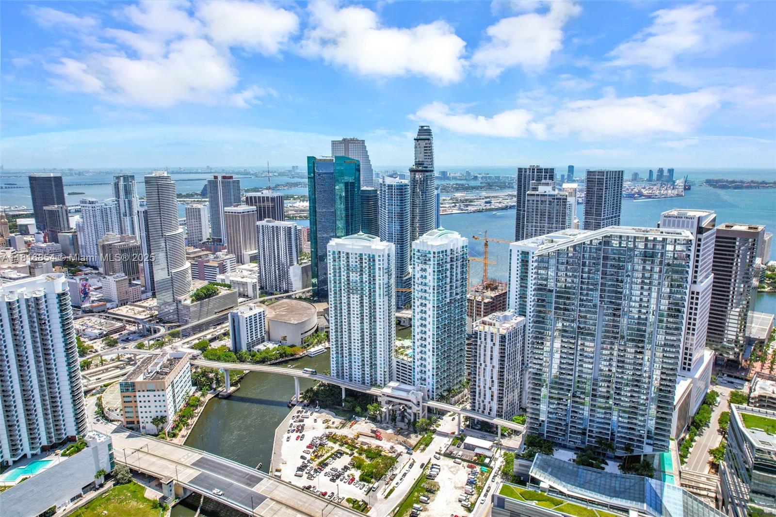 41 SE 5th St #517, Miami, Florida image 2