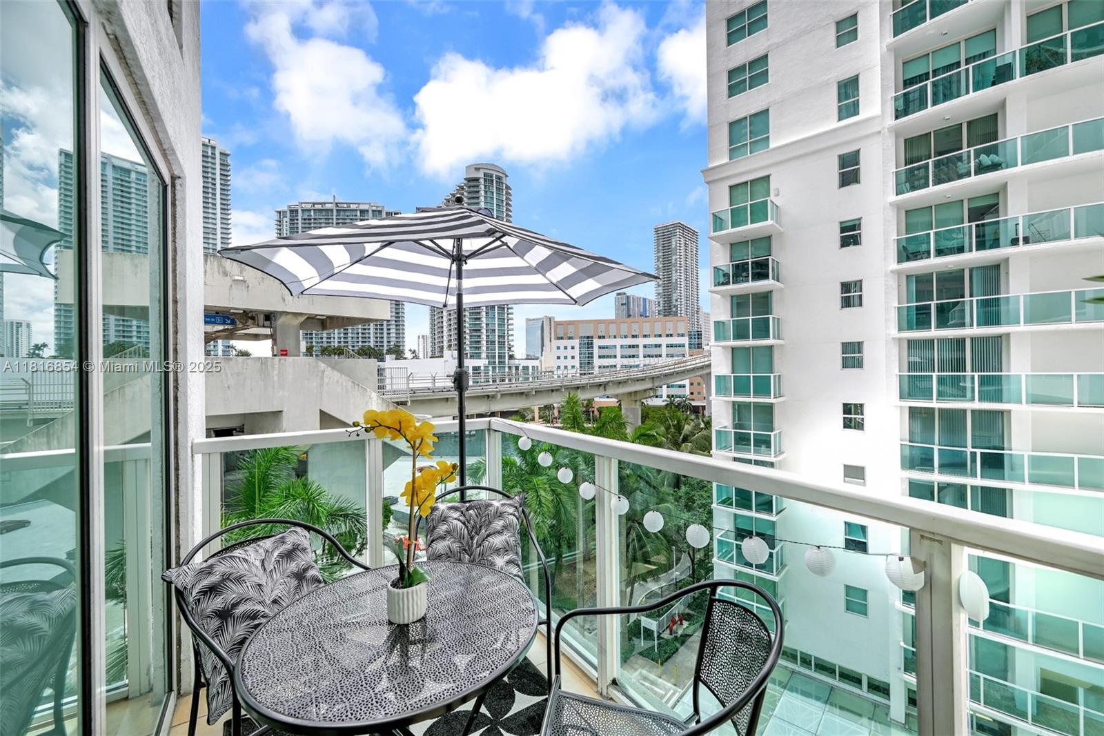 41 SE 5th St #517, Miami, Florida image 22