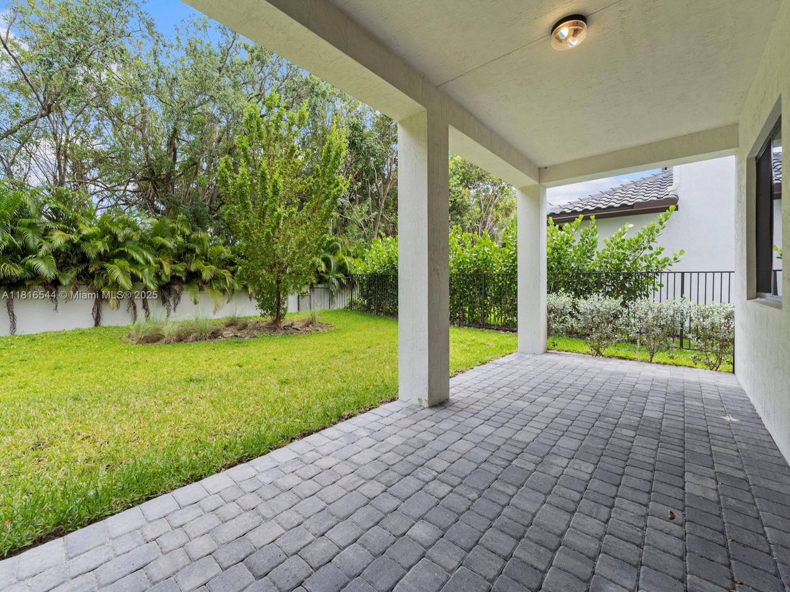 10456 SW 57th Ct, Cooper City, Florida image 32