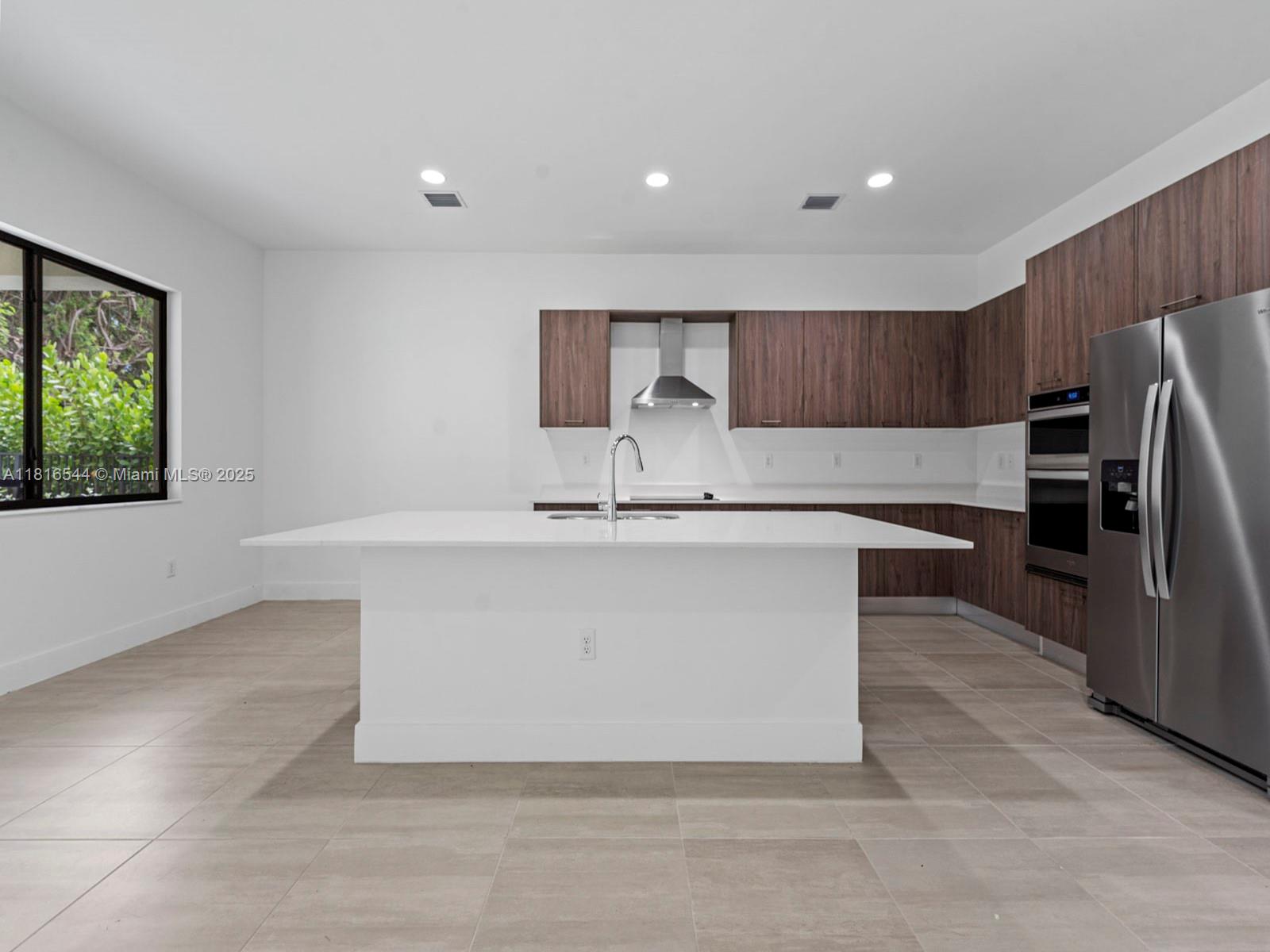10456 SW 57th Ct, Cooper City, Florida image 7