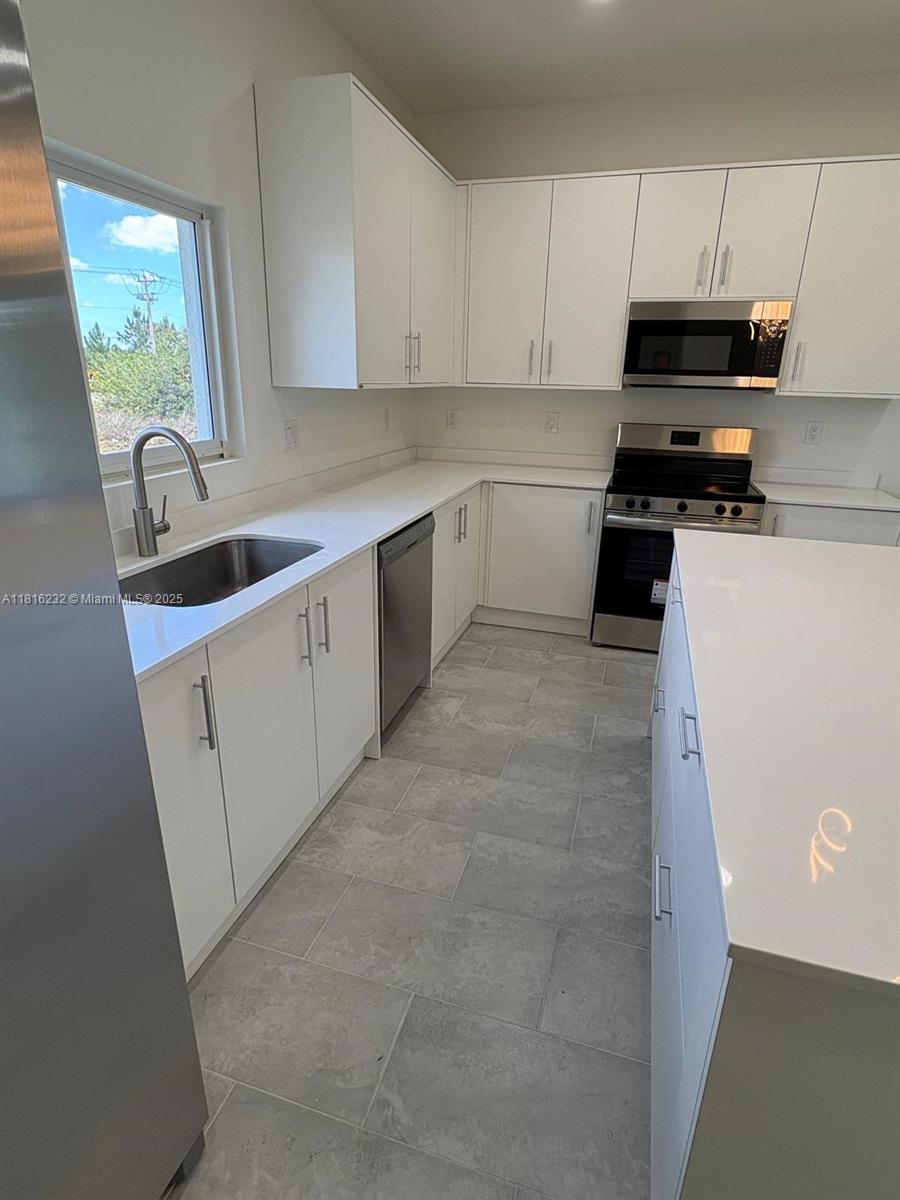 Property photo # 8
