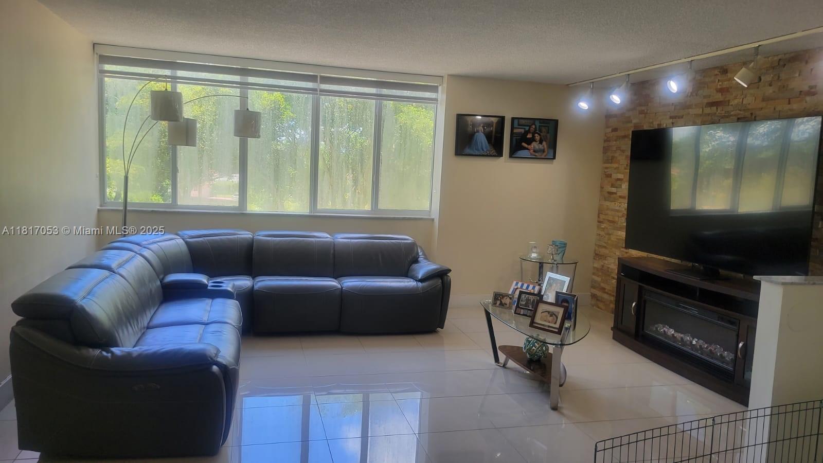 6841 SW 147th Ave #3H, Miami, Florida image 2