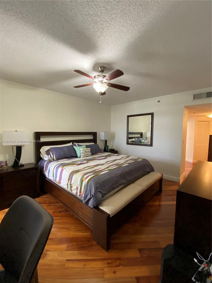 6422 Collins Ave #501, Miami Beach, Florida image 19